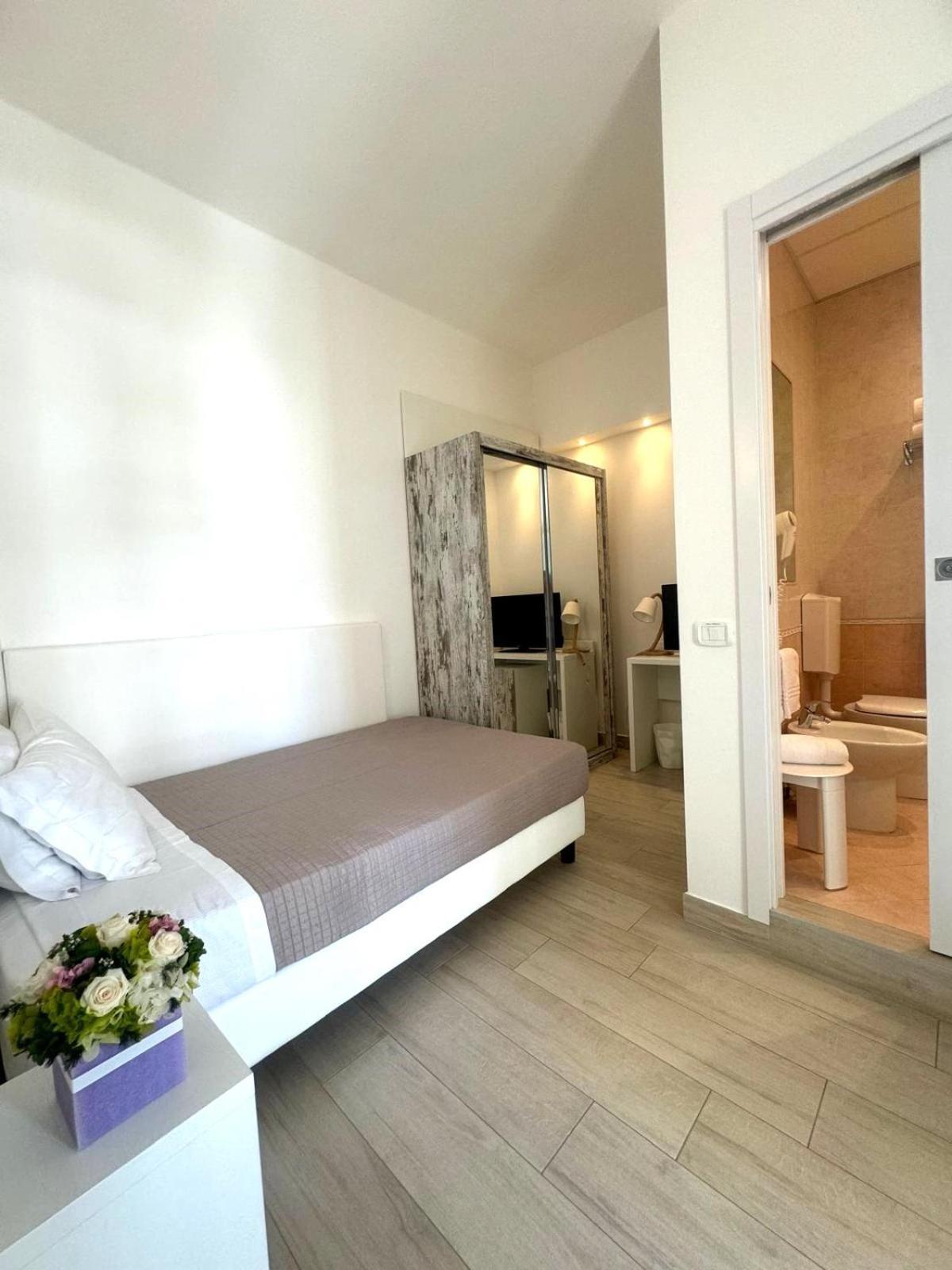 לידו די ג'סולו Hotel Bellariva חדר תמונה