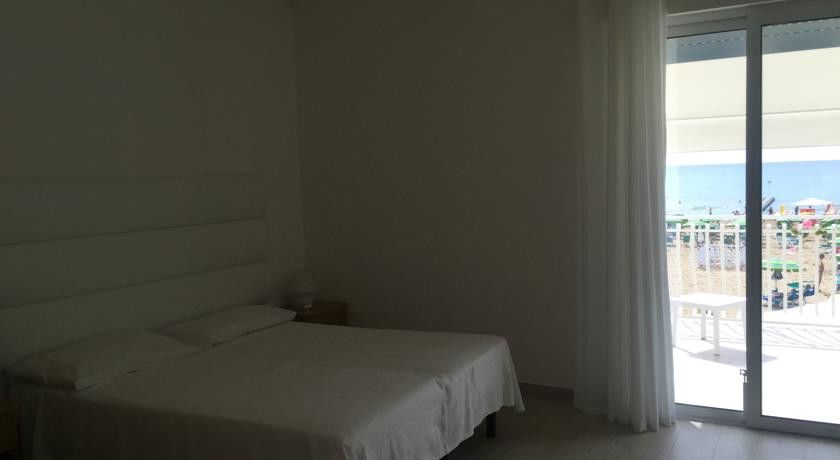 לידו די ג'סולו Hotel Bellariva מראה חיצוני תמונה